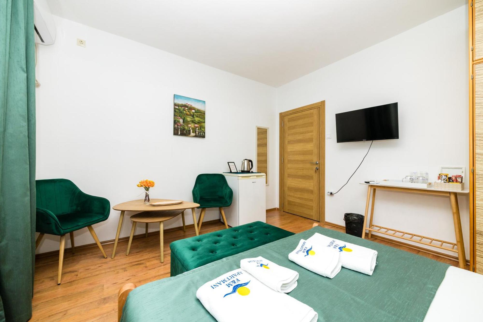 Apartmani F&M Котор Екстер'єр фото