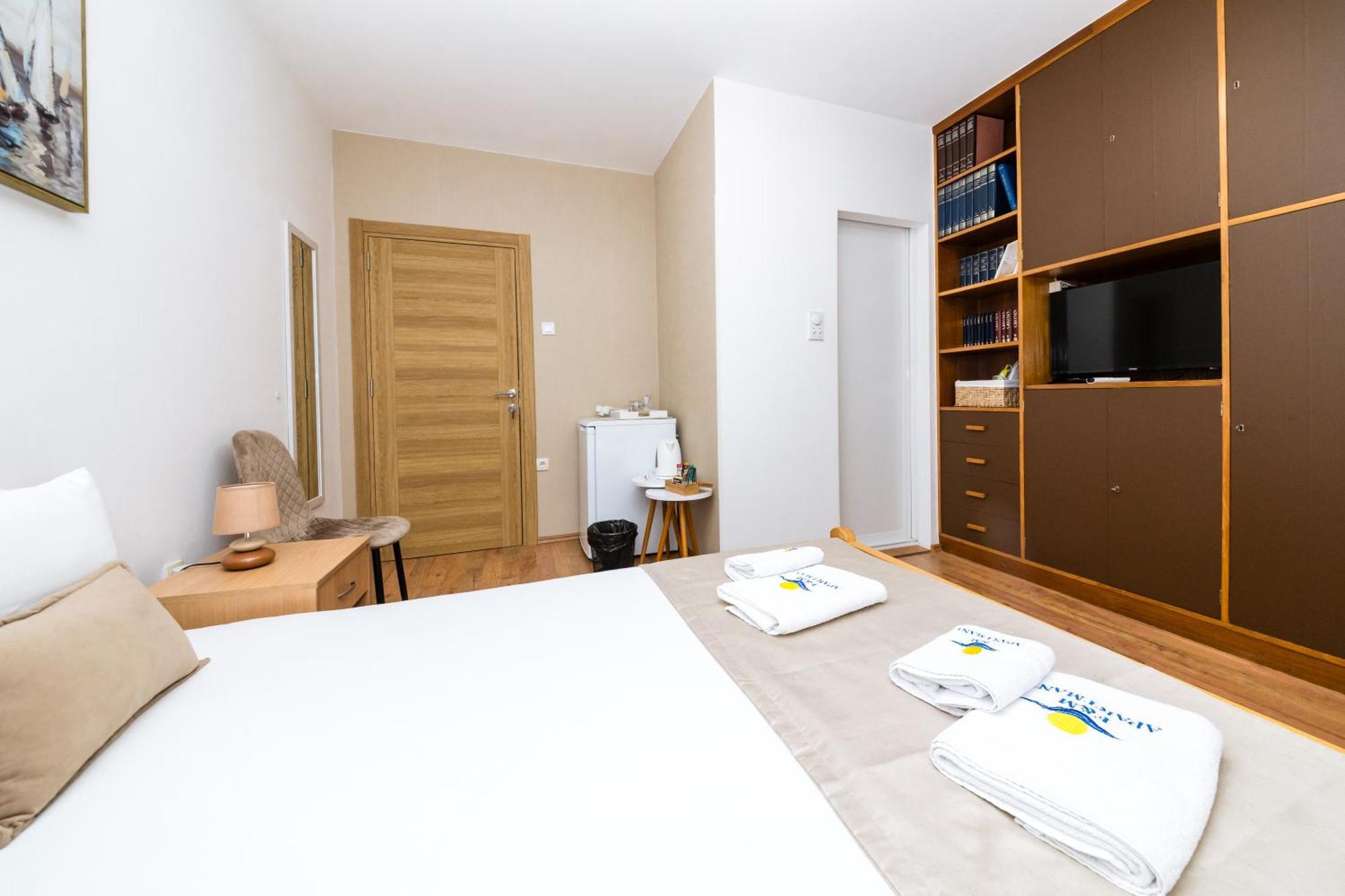 Apartmani F&M Котор Екстер'єр фото